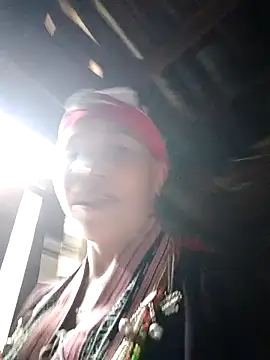 Snapshot of me-cute chatting on November 10, 2025, 3:11 am me-cute online show from November 10, 2025, 3:11 am