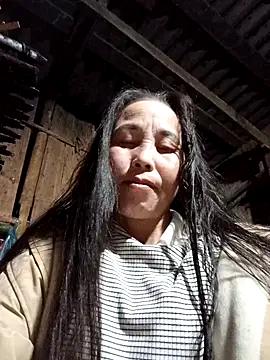 me-cute online show from November 20, 2025, 1:01 pm