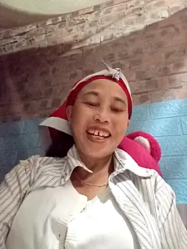 Snapshot of me-cute chatting on November 14, 2025, 8:01 pm me-cute online show from November 14, 2025, 8:01 pm