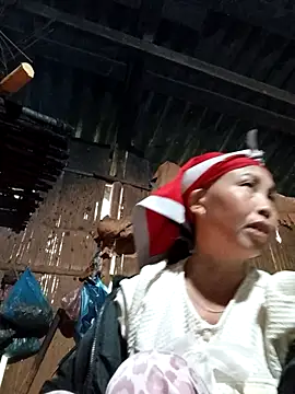 Snapshot of me-cute chatting on October 29, 2025, 11:25 pm me-cute online show from October 29, 2025, 11:25 pm