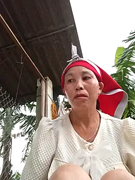 Snapshot of me-cute chatting on October 16, 2025, 10:51 pm me-cute online show from October 16, 2025, 10:51 pm