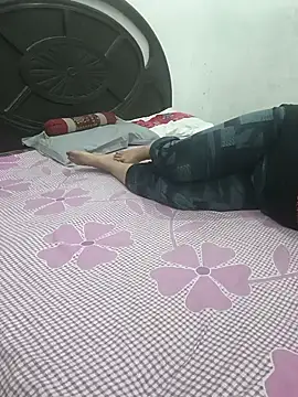 Snapshot of payal_261072_ chatting on February 27, 2026, 4:34 am payal 261072 online show from February 27, 2026, 4:34 am