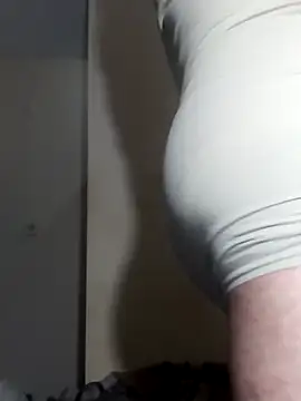 Snapshot of pasif_gay chatting on October 31, 2025, 3:41 pm pasif gay online show from October 31, 2025, 3:41 pm