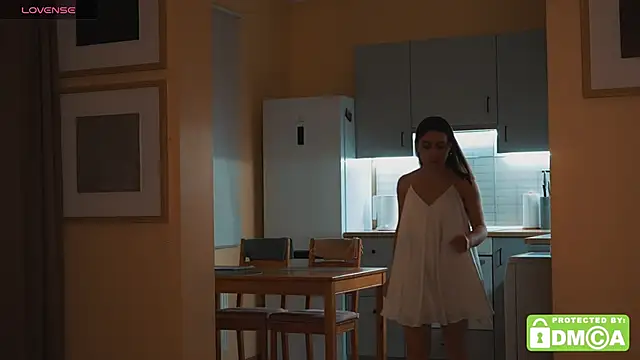 KateCarrey online show from October 31, 2025, 2:46 pm