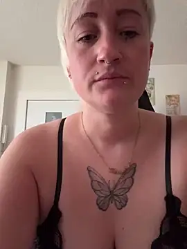 Rozendefotz online show from October 26, 2025, 2:28 pm