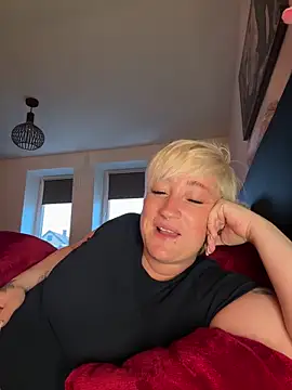 Rozendefotz online show from March 30, 2026, 6:04 am