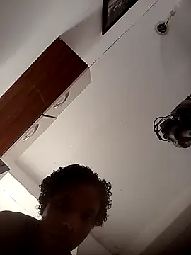 penelopegi online show from September 30, 2025, 6:25 pm