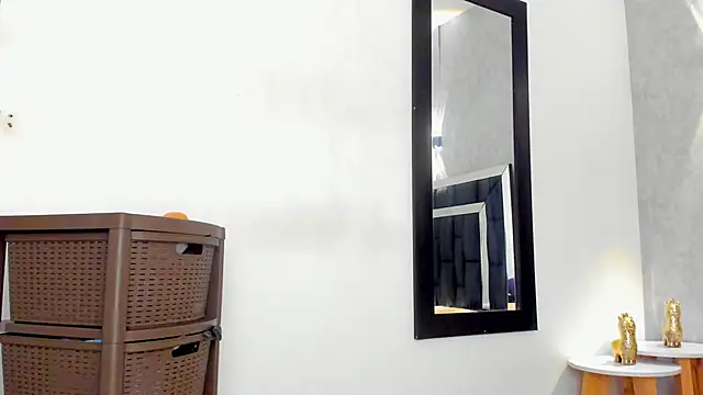 Snapshot of elian_7 chatting on February 3, 2026, 1:05 pm elian 7 online show from February 3, 2026, 1:05 pm