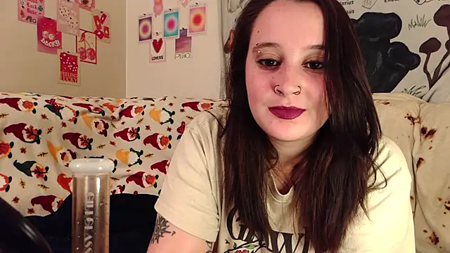 Shadow Slut online show from October 18, 2025, 1:07 am