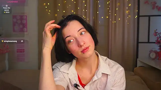 JuanaFriesz online show from February 21, 2026, 9:22 am