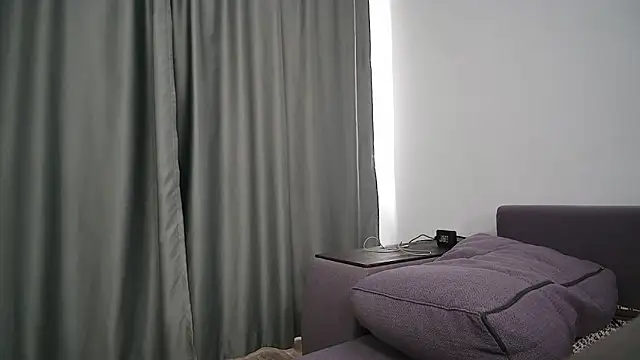 JessiLu online show from March 1, 2026, 8:25 am