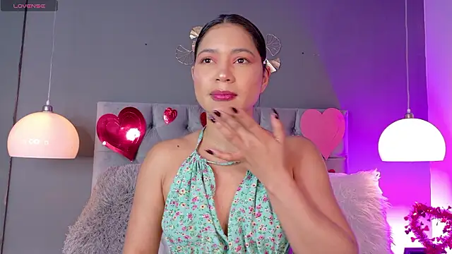 kendalFox  online show from February 12, 2026, 2:22 am