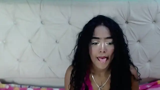 ariel cossiocm online show from September 22, 2025, 3:23 am
