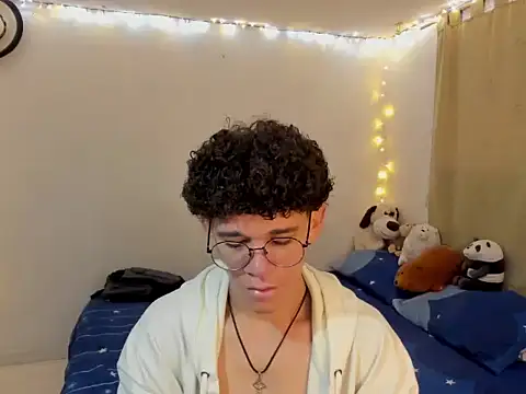 Tom Blues online show from October 29, 2025, 12:26 pm