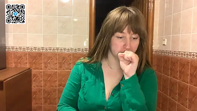 MaroonMoon  online show from October 20, 2025, 7:36 pm