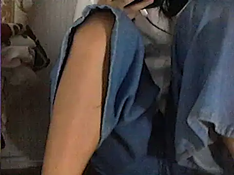Snapshot of pinay-momm1682 chatting on July 16, 2026, 9:28 am pinay-momm1682 online show from July 16, 2026, 9:28 am