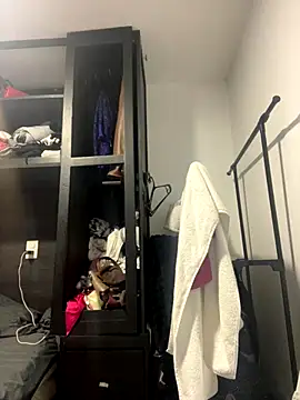 Alexmorena online show from September 24, 2025, 4:08 am