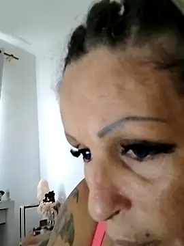 Snapshot of canariamorbosa chatting on October 16, 2025, 1:19 pm canariamorbosa online show from October 16, 2025, 1:19 pm