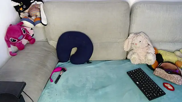 Raycatt1 online show from November 12, 2025, 1:59 pm