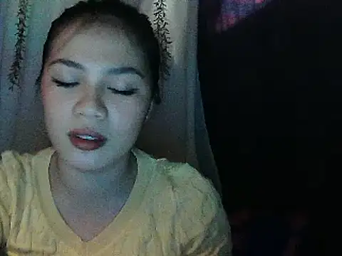 Snapshot of Zachariah_05 chatting on February 14, 2026, 6:35 am Zachariah 05 online show from February 14, 2026, 6:35 am