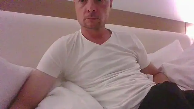 Xxxdaddy84 online show from September 15, 2025, 11:05 pm