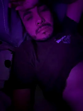 Snapshot of disvla chatting on November 2, 2025, 8:41 am disvla online show from November 2, 2025, 8:41 am