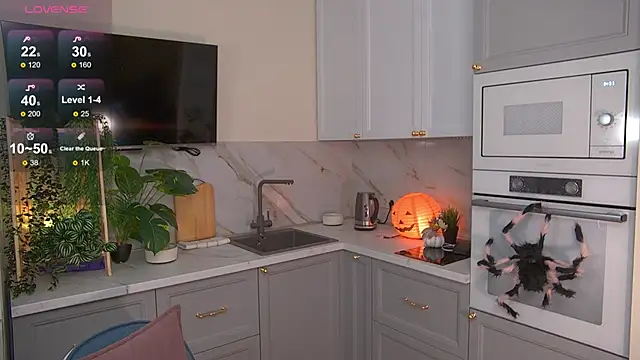 sofiapurex online show from October 29, 2025, 7:02 pm