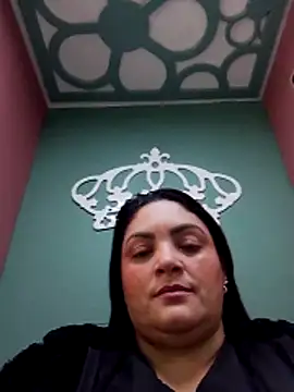 tiffany Johnson1 online show from November 26, 2025, 2:28 pm