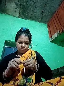 Manavi x online show from April 13, 2026, 1:09 am