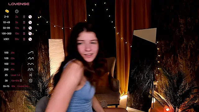 Snapshot of amy_cute_cat chatting on December 3, 2025, 8:47 am amy cute cat online show from December 3, 2025, 8:47 am