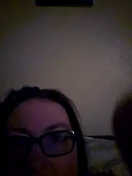 Yamiko42 online show from April 18, 2026, 1:02 pm