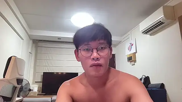 Passionatetwink2 online show from July 17, 2026, 10:56 am