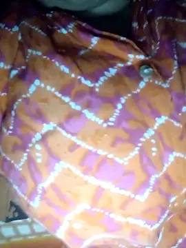 SpicyLaila007 online show from September 30, 2025, 5:46 am