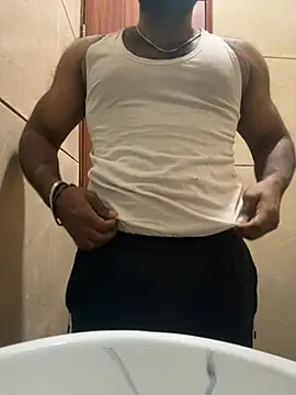 Snapshot of DJLOVE280825 chatting on February 16, 2026, 11:46 pm DJLOVE280825 online show from February 16, 2026, 11:46 pm