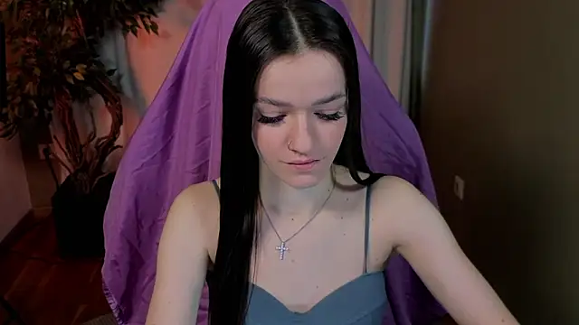 E l i z e  online show from March 20, 2026, 5:19 am