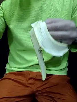 chocolate alone online show from January 7, 2026, 7:35 am