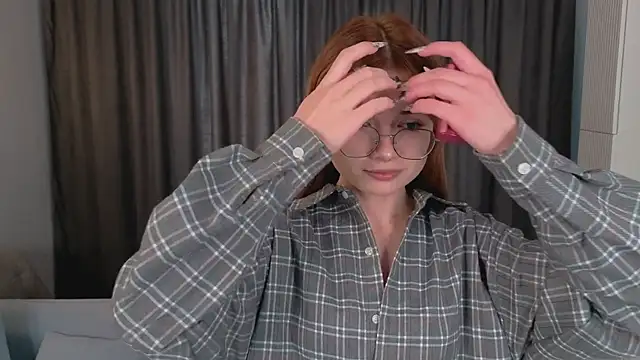 Susan Gardner online show from October 12, 2025, 6:04 am