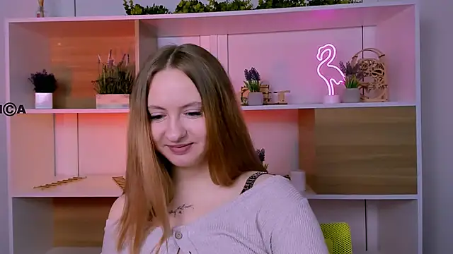 Snapshot of mila_glow1 chatting on November 11, 2025, 12:33 pm mila glow1 online show from November 11, 2025, 12:33 pm