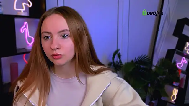 Snapshot of mila_glow1 chatting on September 28, 2025, 8:43 am mila glow1 online show from September 28, 2025, 8:43 am