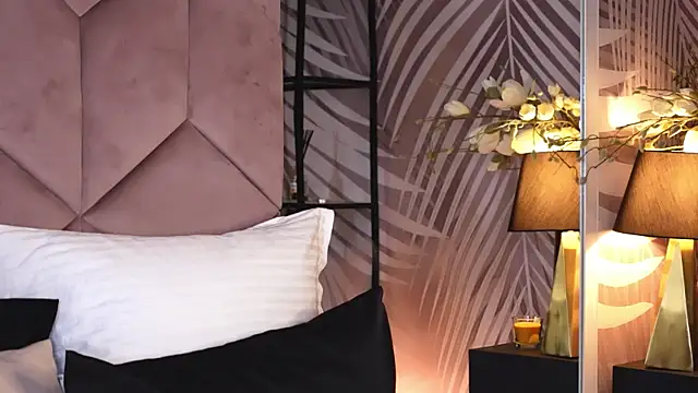 EvaRhea online show from November 17, 2025, 4:05 am