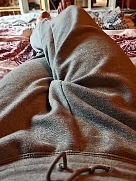 Horny mummy online show from November 9, 2025, 11:25 am