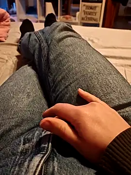 Snapshot of Horny_mummy chatting on February 12, 2026, 7:30 am Horny mummy online show from February 12, 2026, 7:30 am