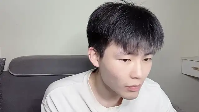 Snapshot of xiaoyang5200 chatting on November 7, 2025, 3:05 pm xiaoyang5200 online show from November 7, 2025, 3:05 pm