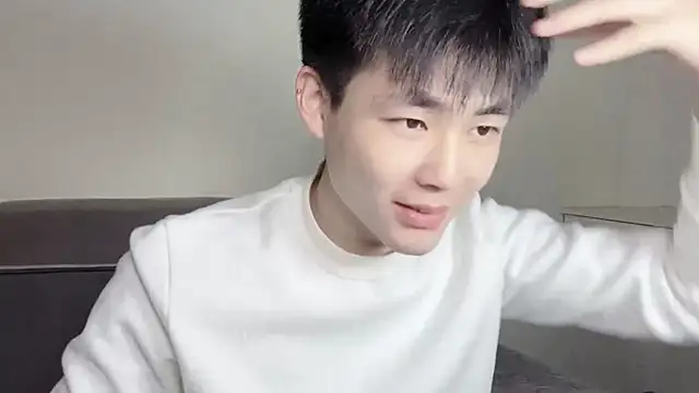 Snapshot of xiaoyang5200 chatting on October 30, 2025, 2:36 pm xiaoyang5200 online show from October 30, 2025, 2:36 pm