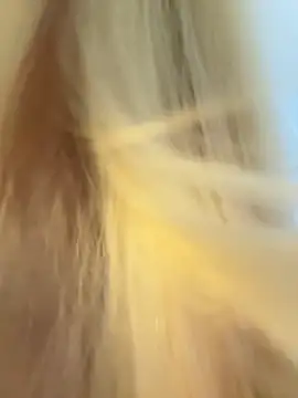 Snapshot of LunaMillie chatting on November 4, 2025, 8:29 am LunaMillie online show from November 4, 2025, 8:29 am