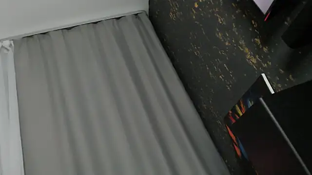 Snapshot of you_touch_me_now_today chatting on October 29, 2025, 1:21 pm you touch me now today online show from October 29, 2025, 1:21 pm