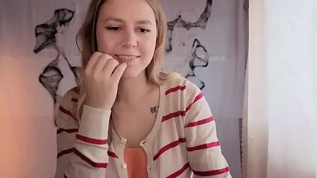 Snapshot of ShyMistery chatting on November 1, 2025, 11:15 am ShyMistery online show from November 1, 2025, 11:15 am