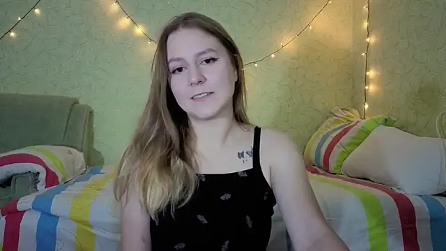 Snapshot of ShyMistery chatting on November 21, 2025, 7:13 pm ShyMistery online show from November 21, 2025, 7:13 pm