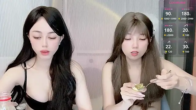 Snapshot of Janisa__PZ chatting on November 13, 2025, 1:15 pm Janisa PZ online show from November 13, 2025, 1:15 pm