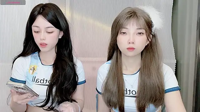 Snapshot of Janisa__PZ chatting on November 4, 2025, 10:52 am Janisa PZ online show from November 4, 2025, 10:52 am